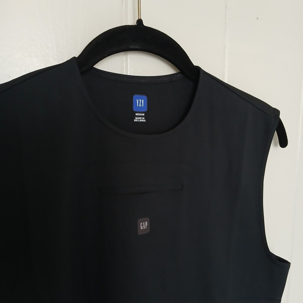 Yeezy × Gap Shirt Second Skin Sleeveless Tank Top Pocket Logo Men's Medium Black